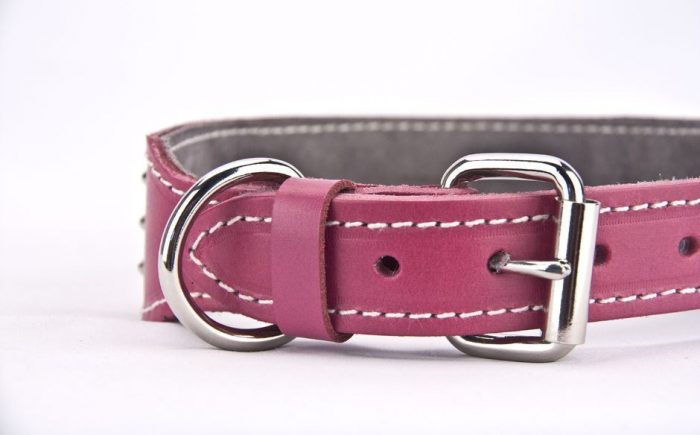 Genuine pink leather dog collar with 3 rows of studs - Image 2